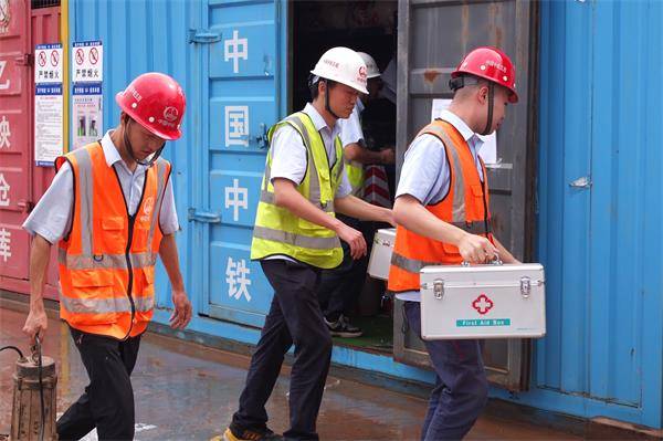筑牢防汛防线，守护地铁安全——中铁五局电务城通公司广州地铁十三号线开展防洪防汛应急演练